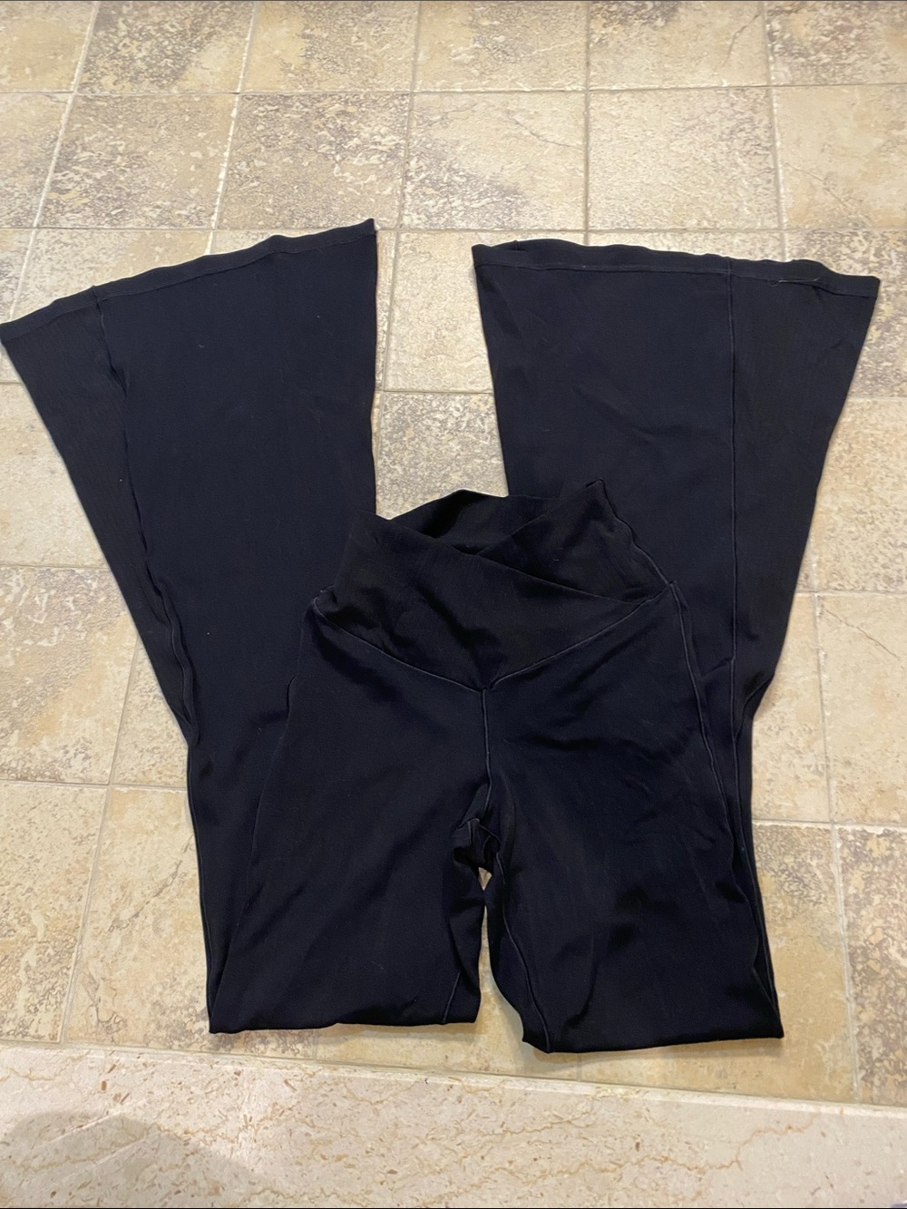 Aerie women's Black Ribbed Super Flare Pants